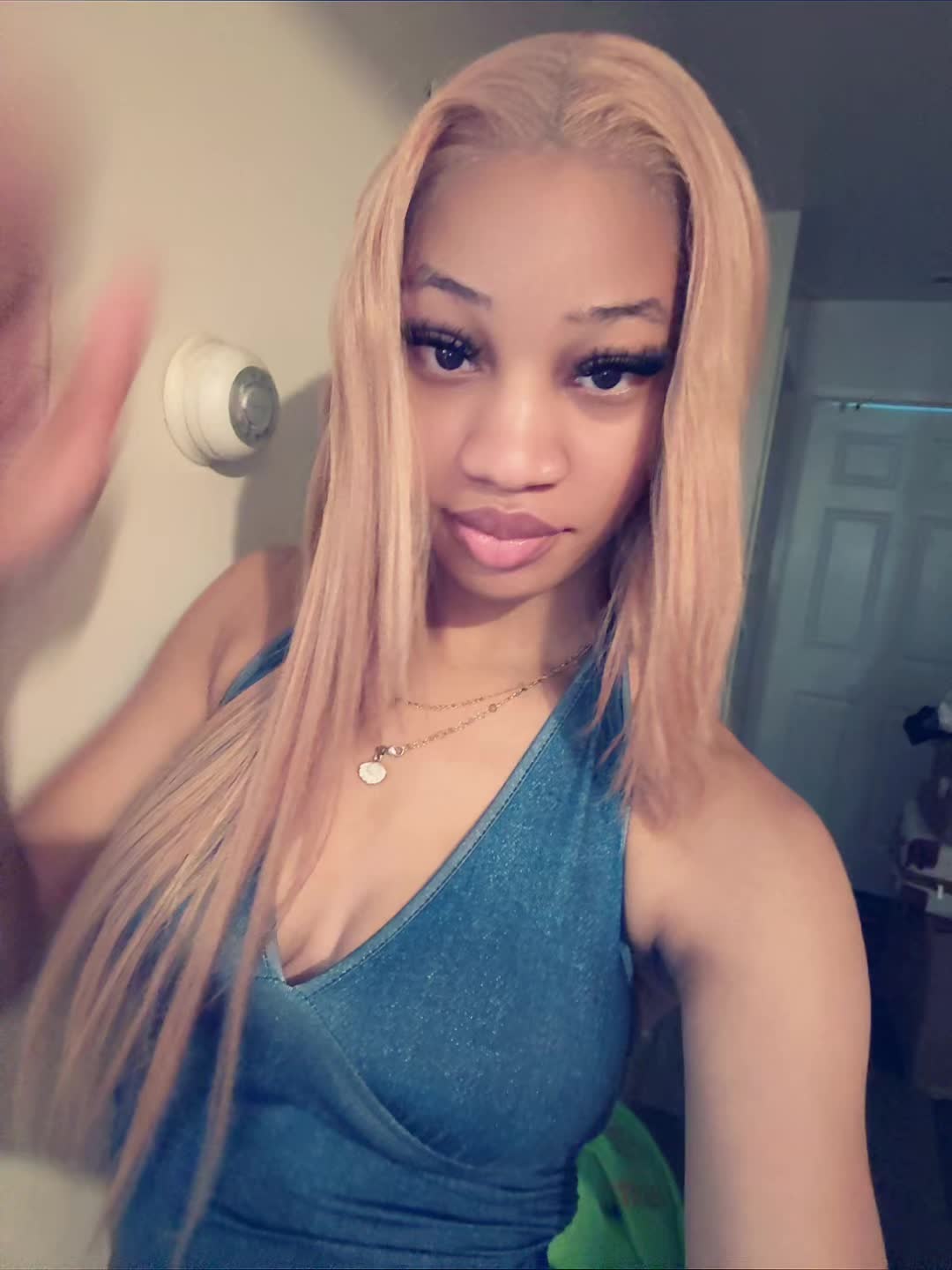 @ÇĦẼŘRŸ PĨÑĶŸ🧚🏻♀️🌸
