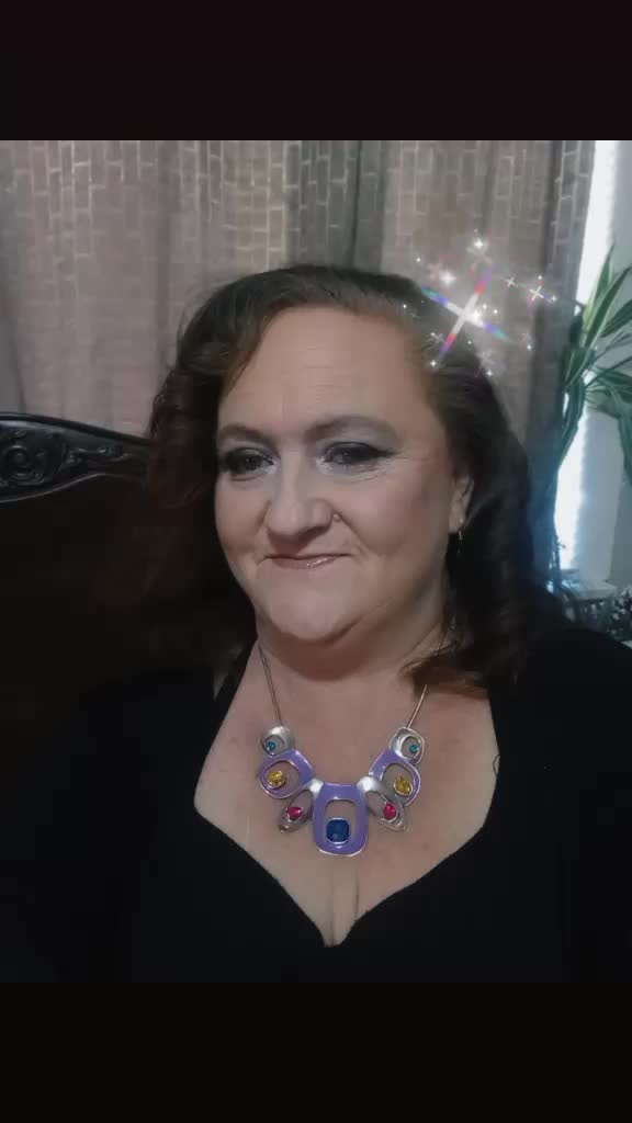 @vickielott92