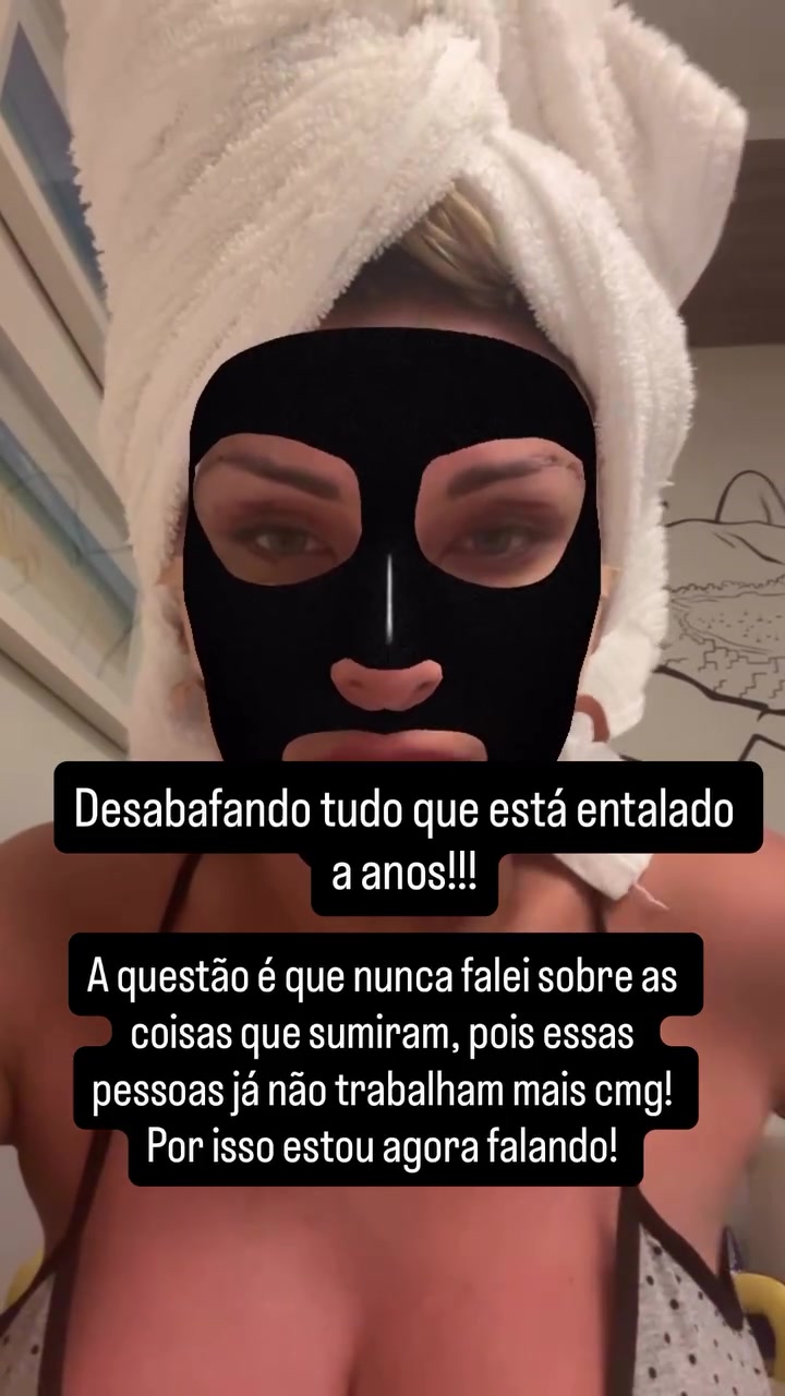 @Andressa Urach