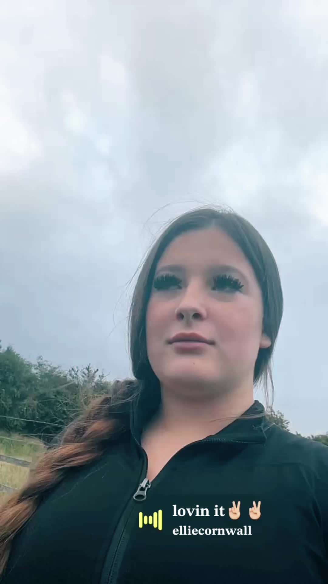 @Evie grace🥰