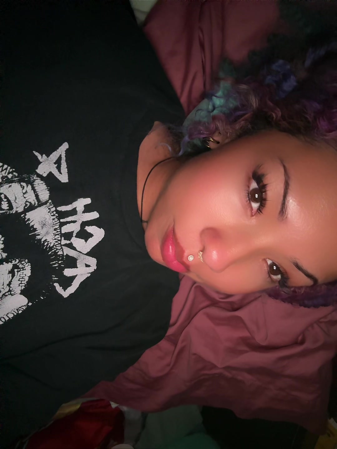 @thegirlinurphone
