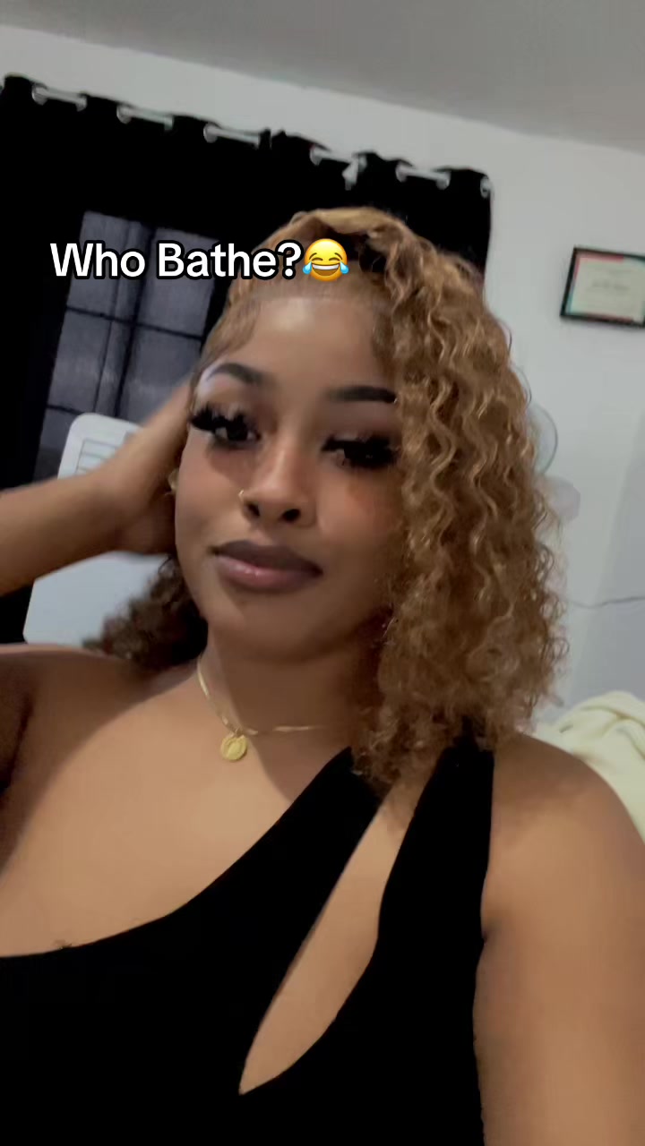 @Hinduu_Doll