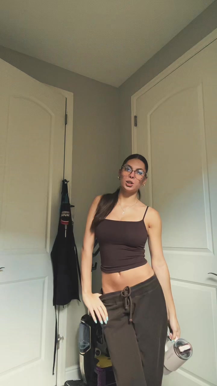@👄