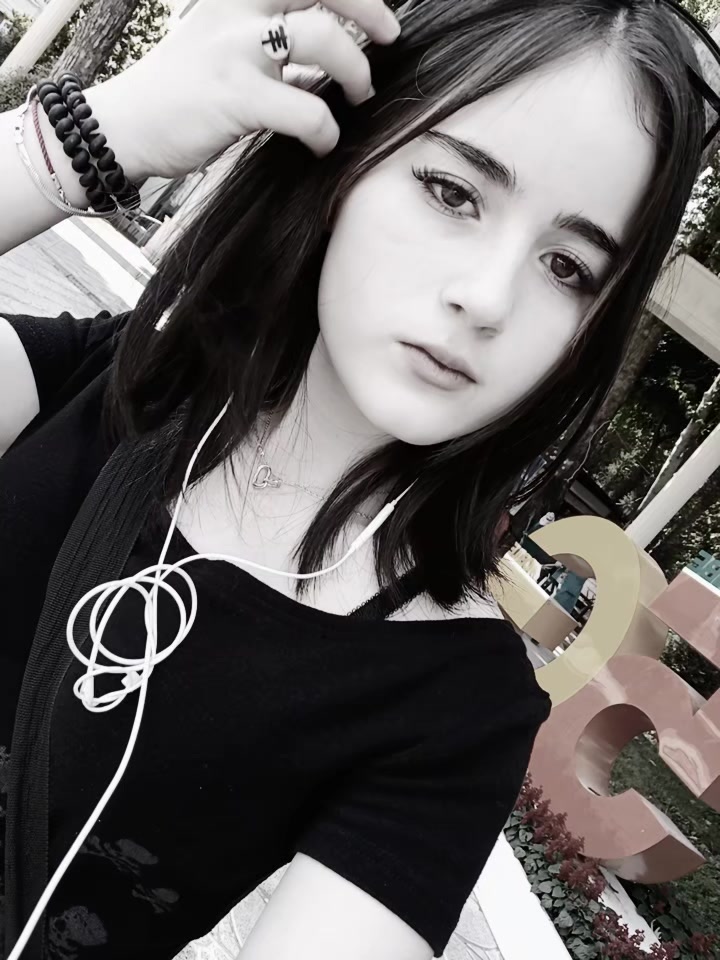 @skittise🇹🇯
