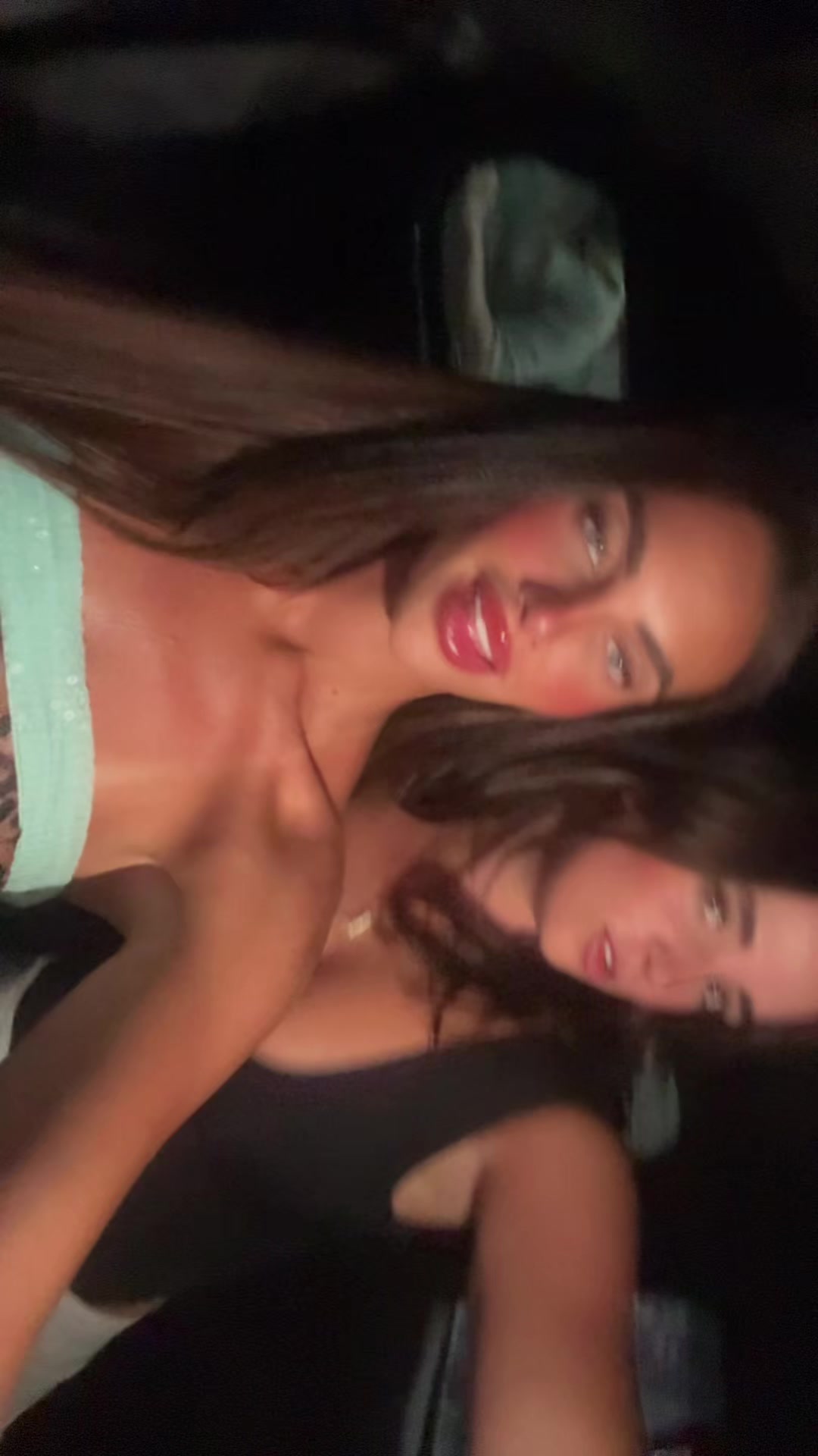 @Kiki