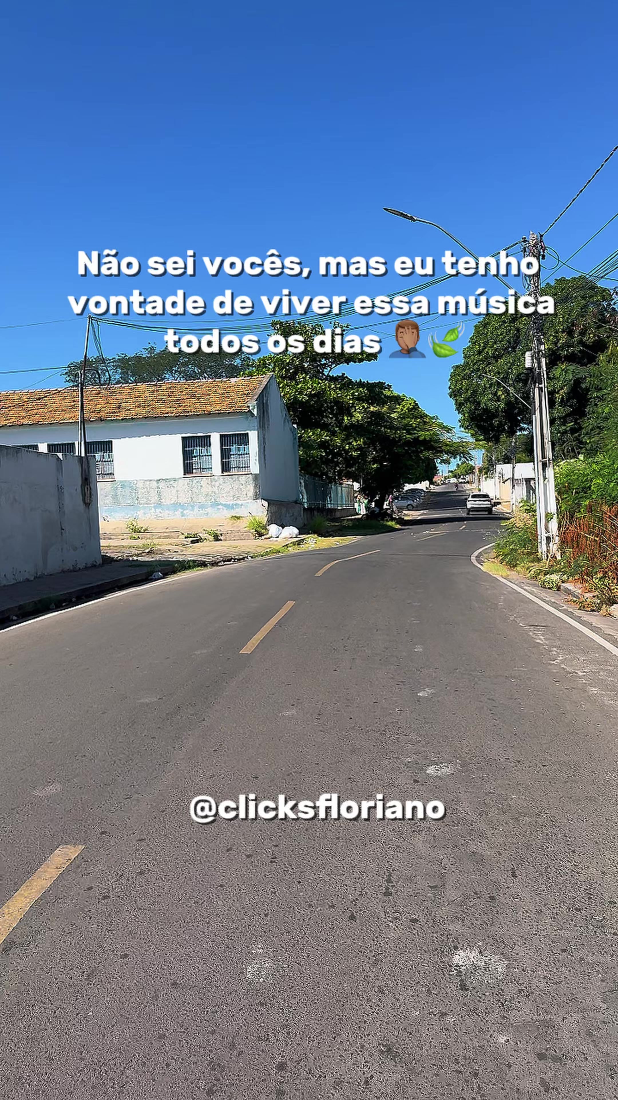 @Clicks Floriano