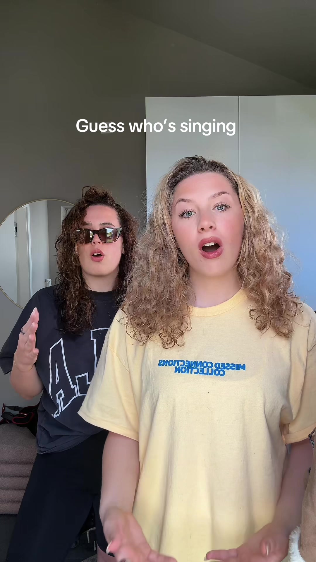 @MOLLYSUE
