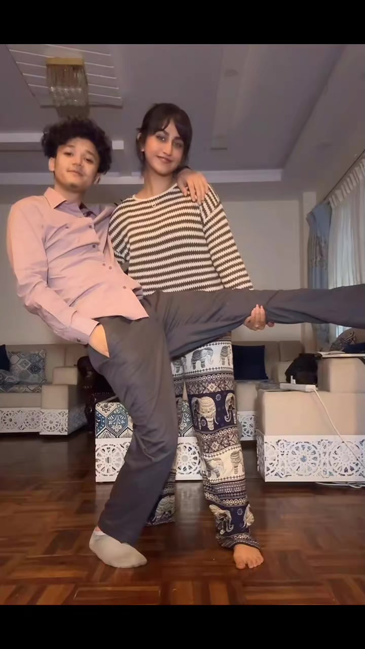 @Aayuzeh🔥