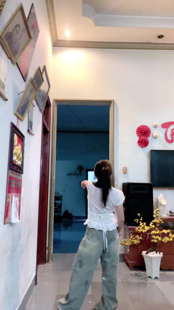@𝑴𝒂̂̃𝒏 𝑵𝒉𝒊 79