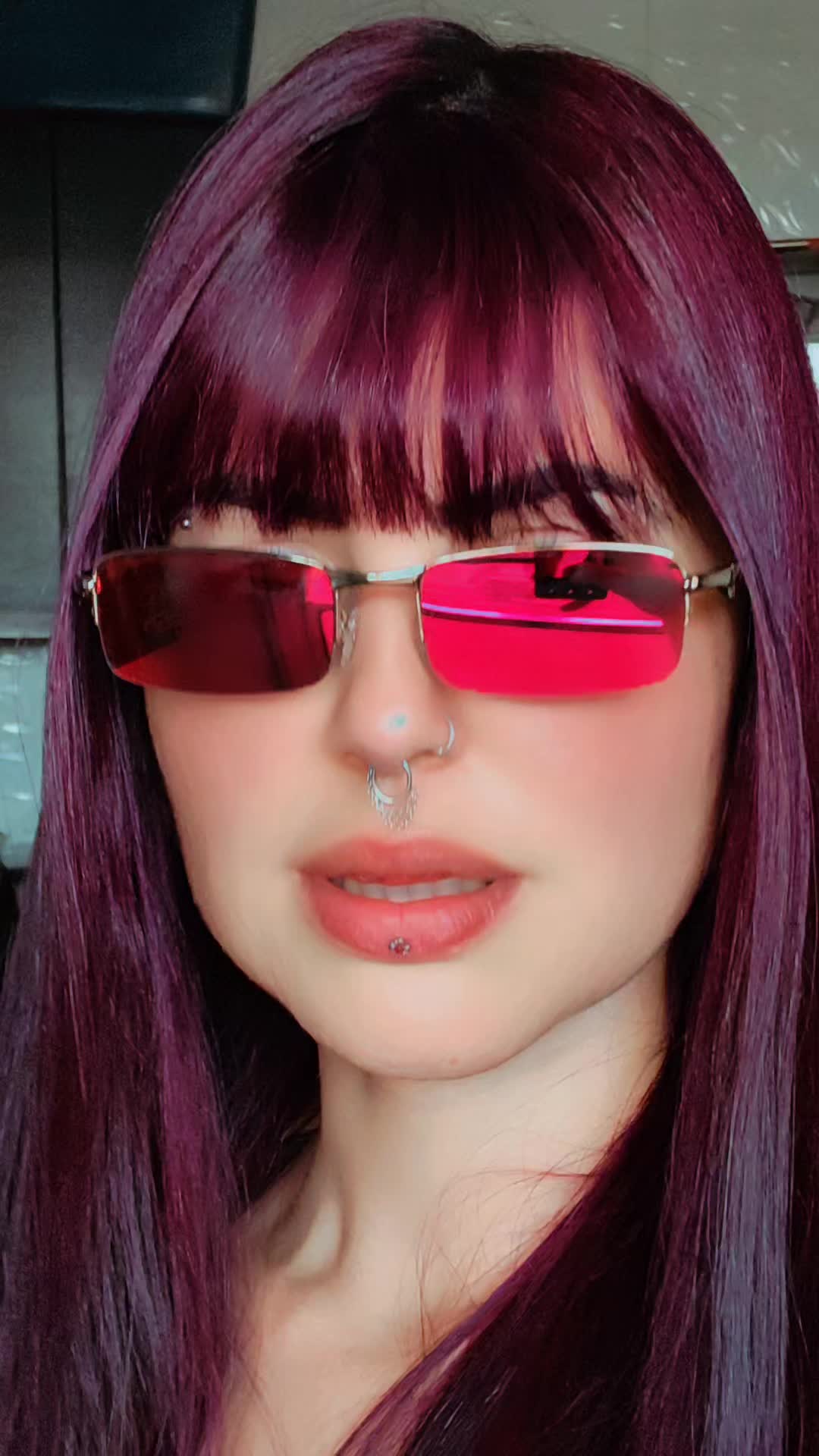 @H e e Y A r i E L