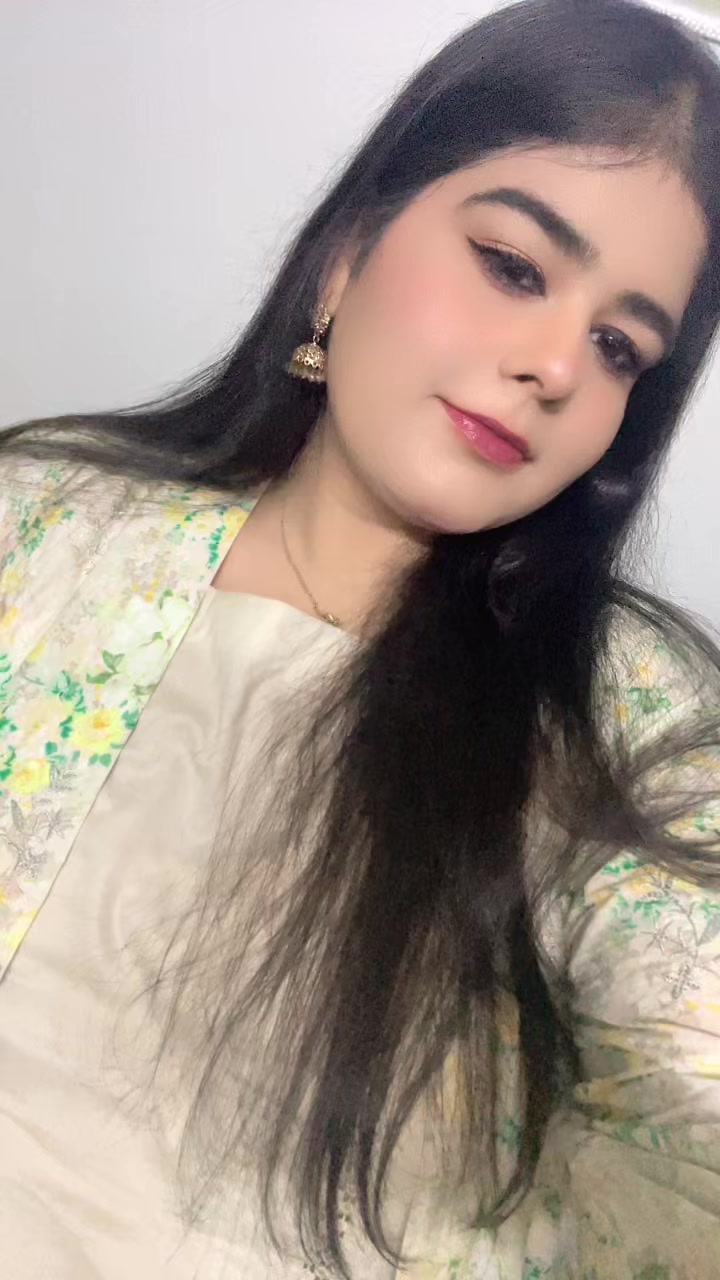 @Kanza_siddiqui