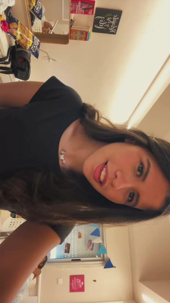 @Mari 💗