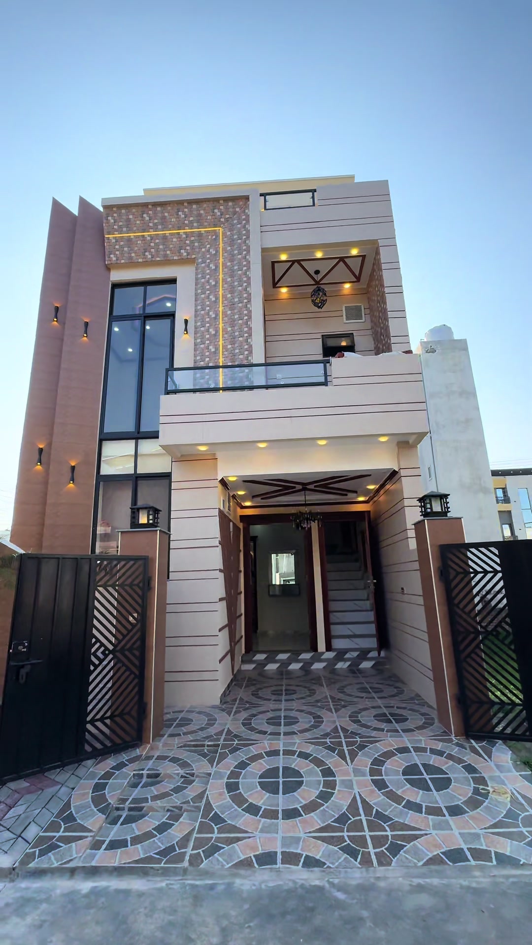 @(GRAND LIVING) USAMA GROUPS”