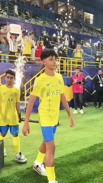 @Ronaldo Junior⚽️🇵🇹💫