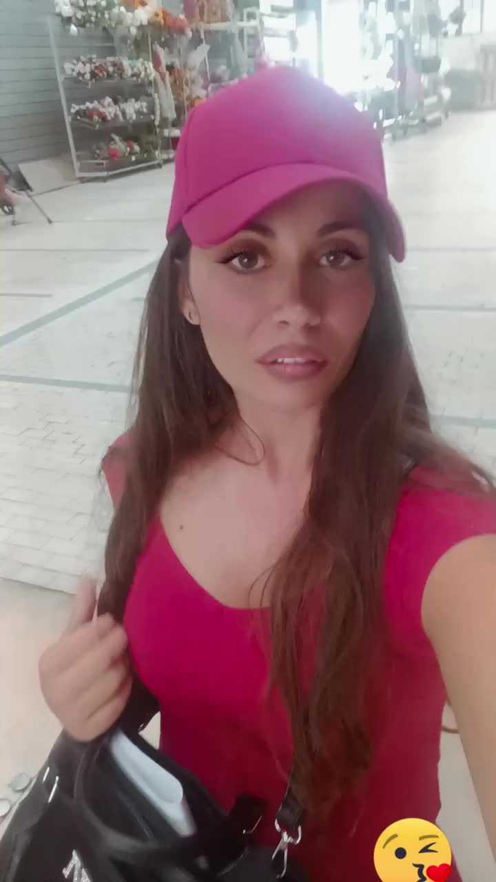 @auroralasinta