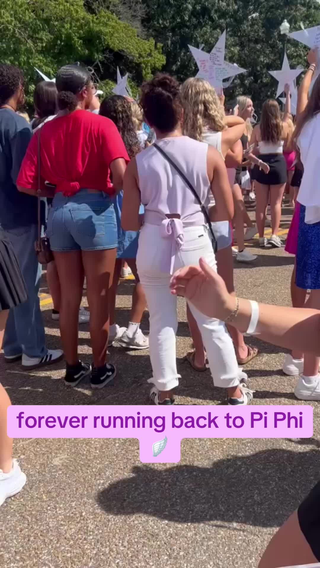 @ELLE