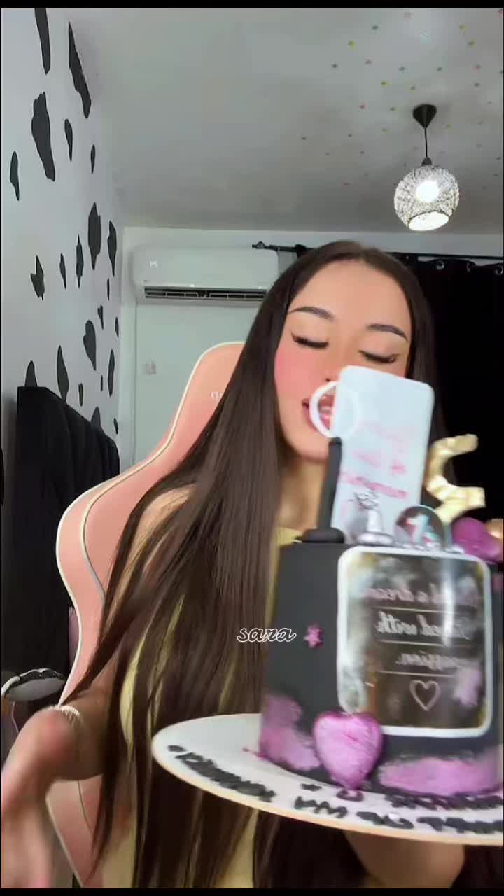 @𝑆𝐴𝑅𝐴💜