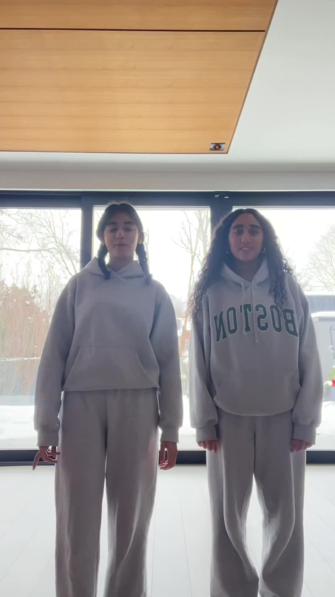 @kohliannika