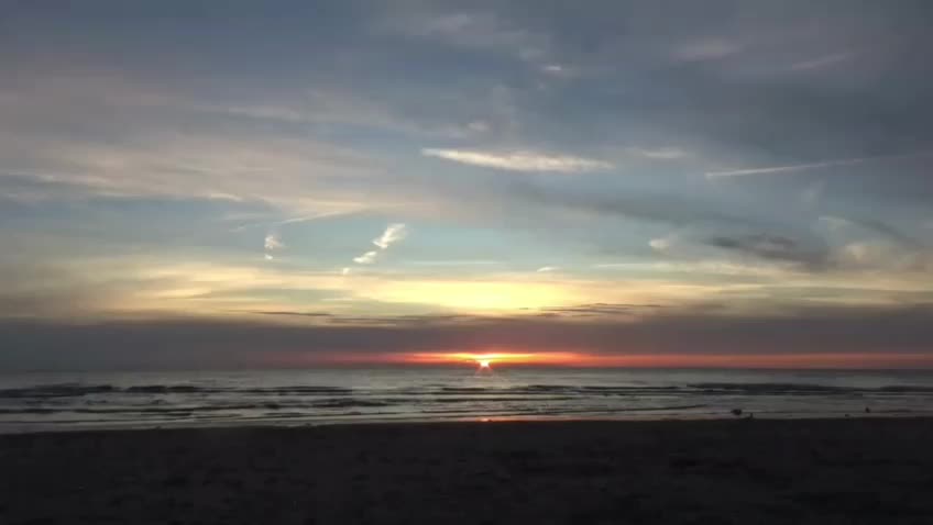 @Flyingpigbeach