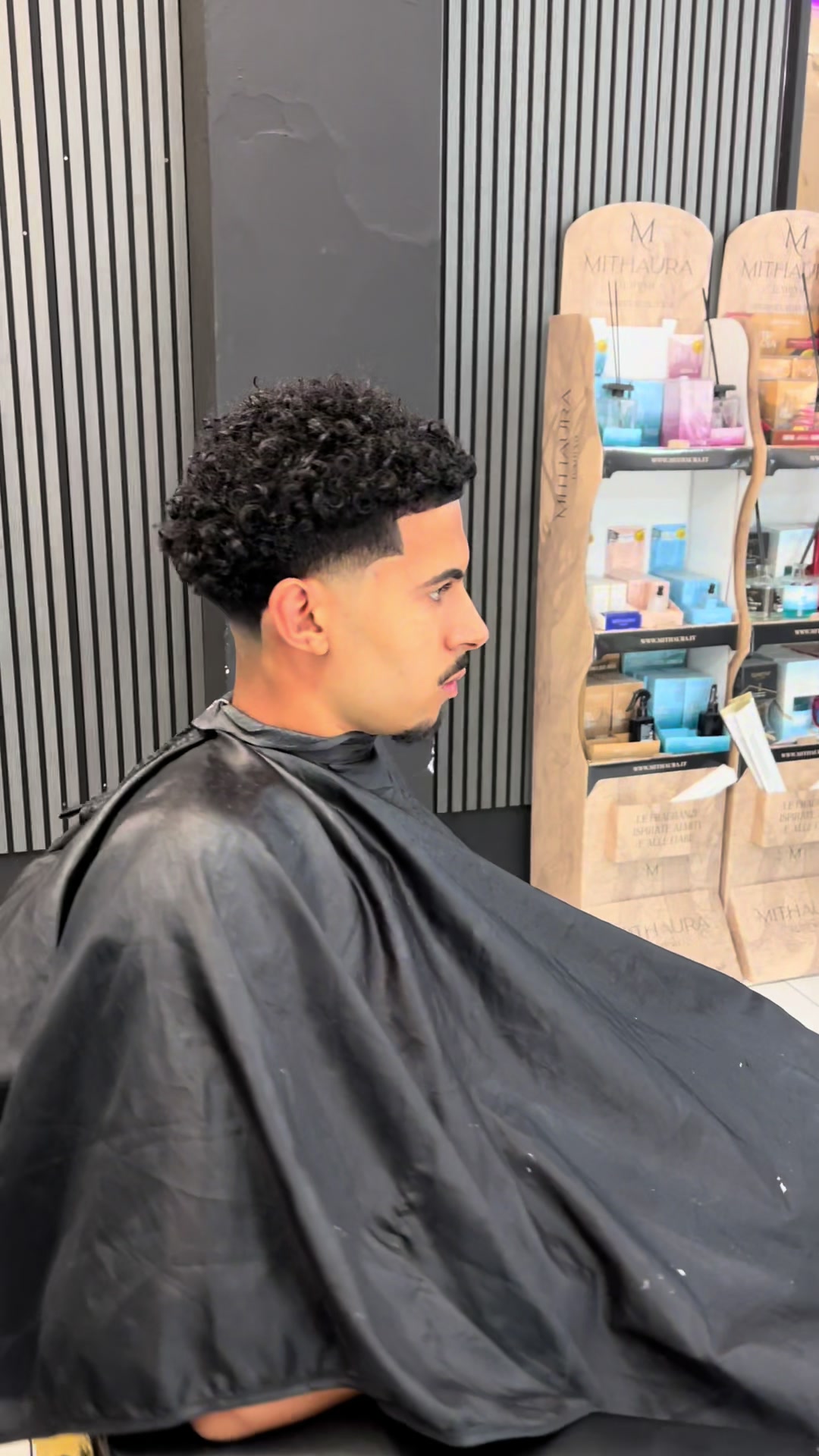@Valery barbershop🇬🇳🇮🇹