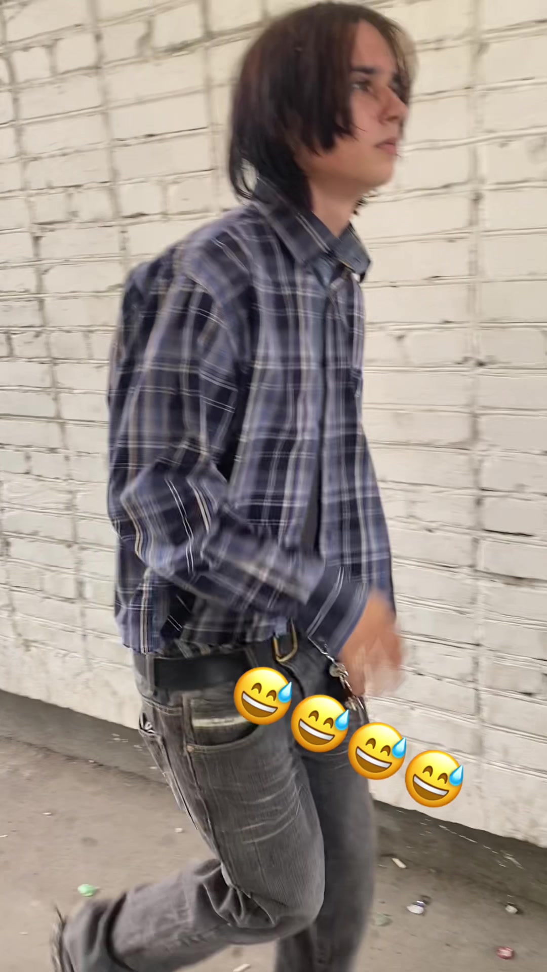 @1shitker