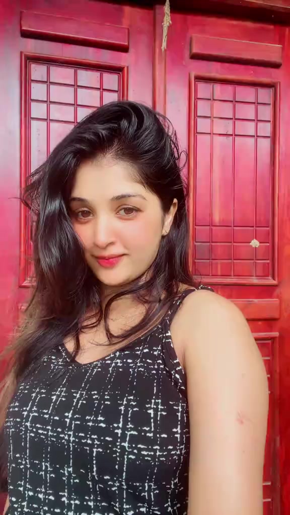@නිෂූ | Nishu | நிஷு 🦋