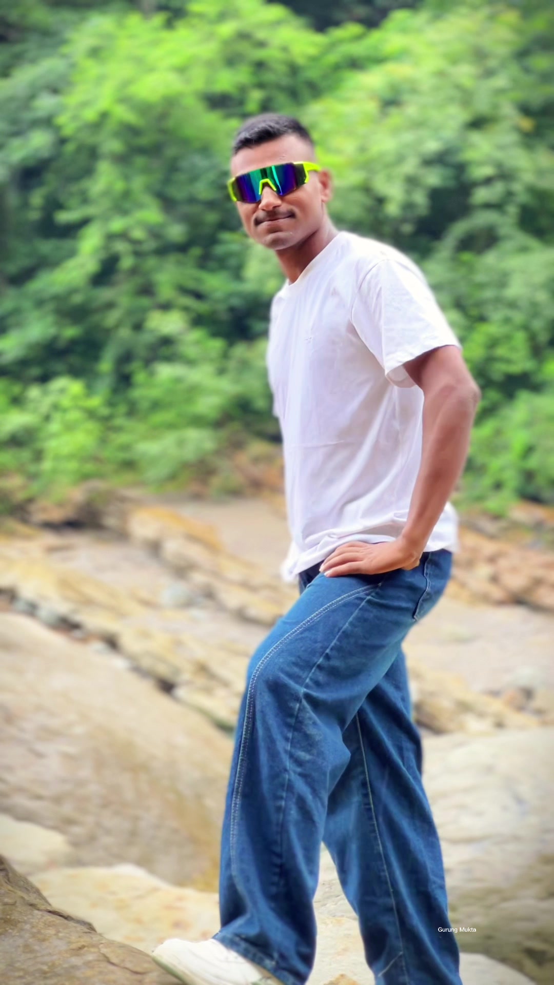 @देब नेपाली