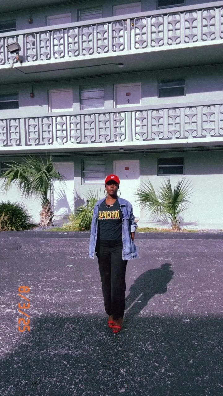 @Yourfuturepresident__