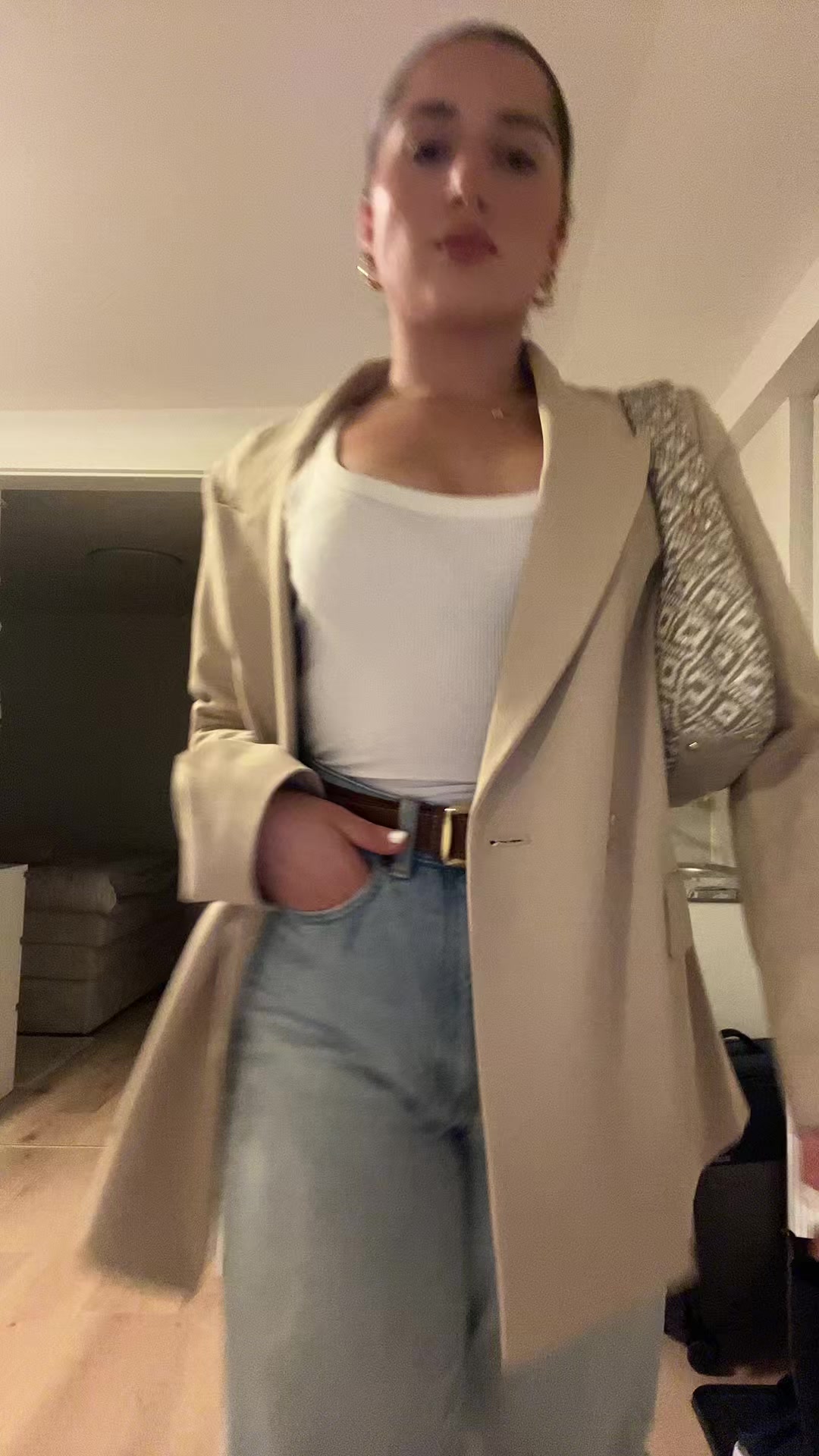 @Alexandra-Maria:)