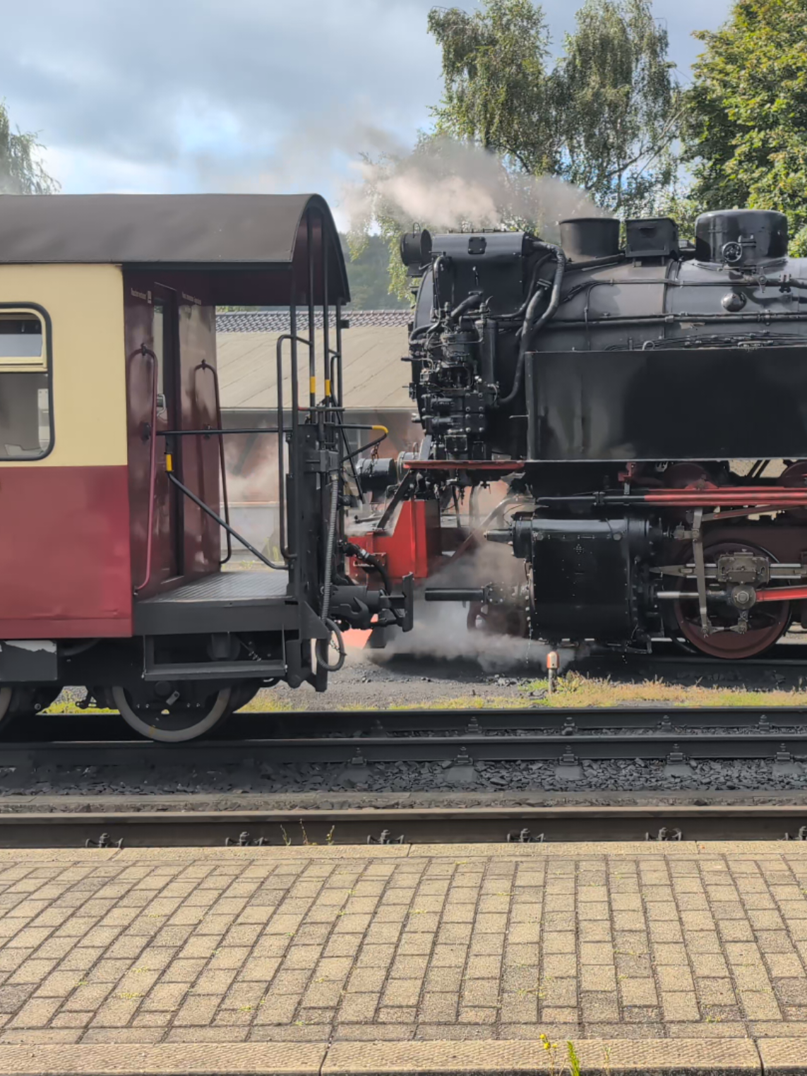@iantrainspotter🚩