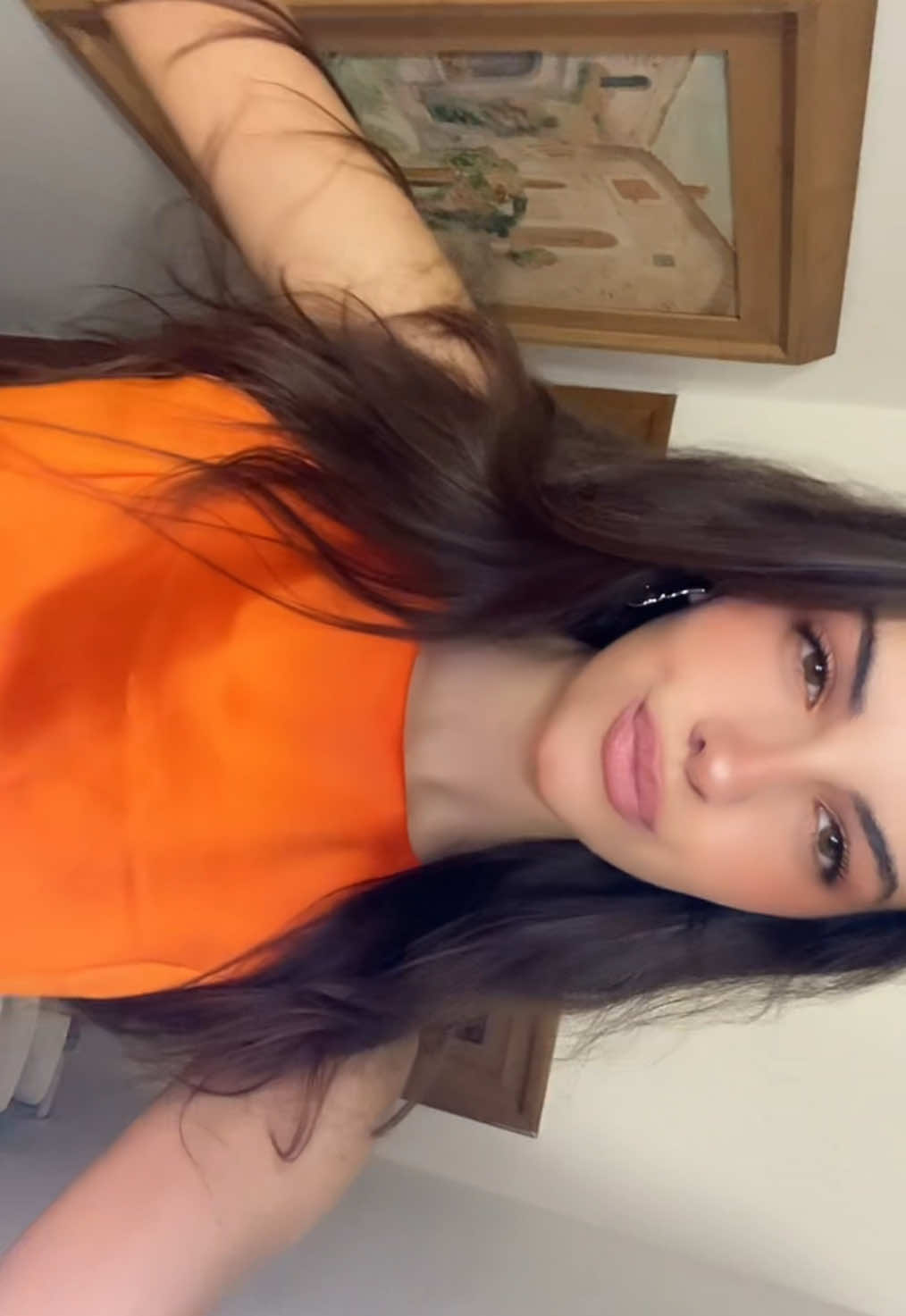 @𝐅