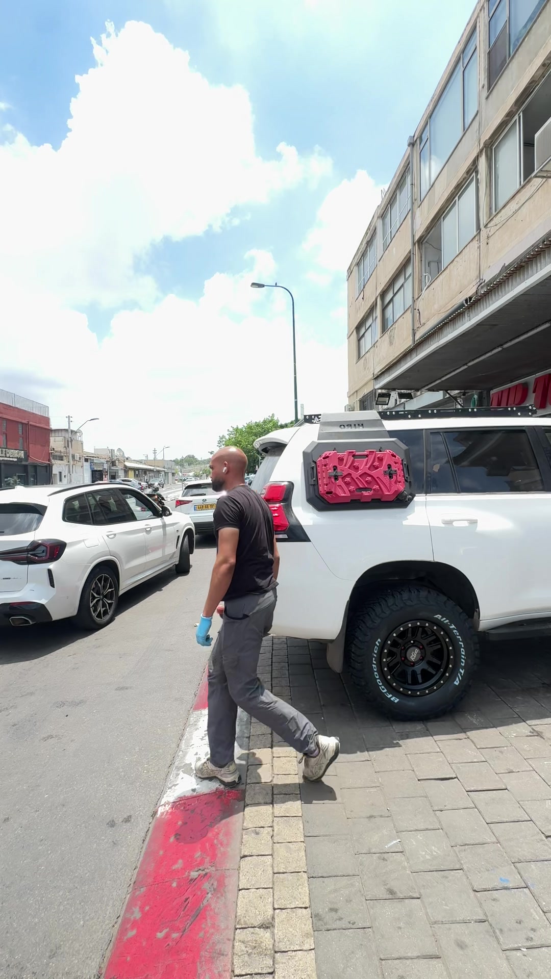 @TipTop Wheels & Tires