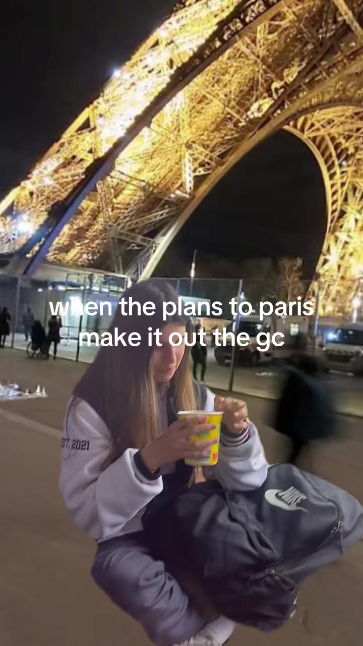 @GirlsWhoGoon