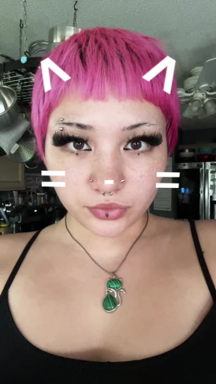 @(o_O)