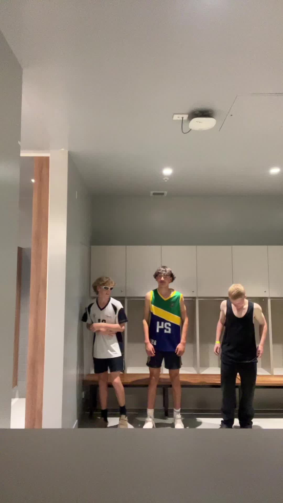 @Harryq