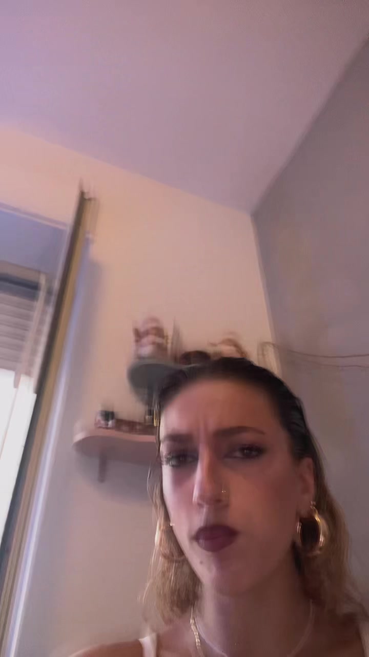 @𝒜𝓊𝓇𝓎🦋
