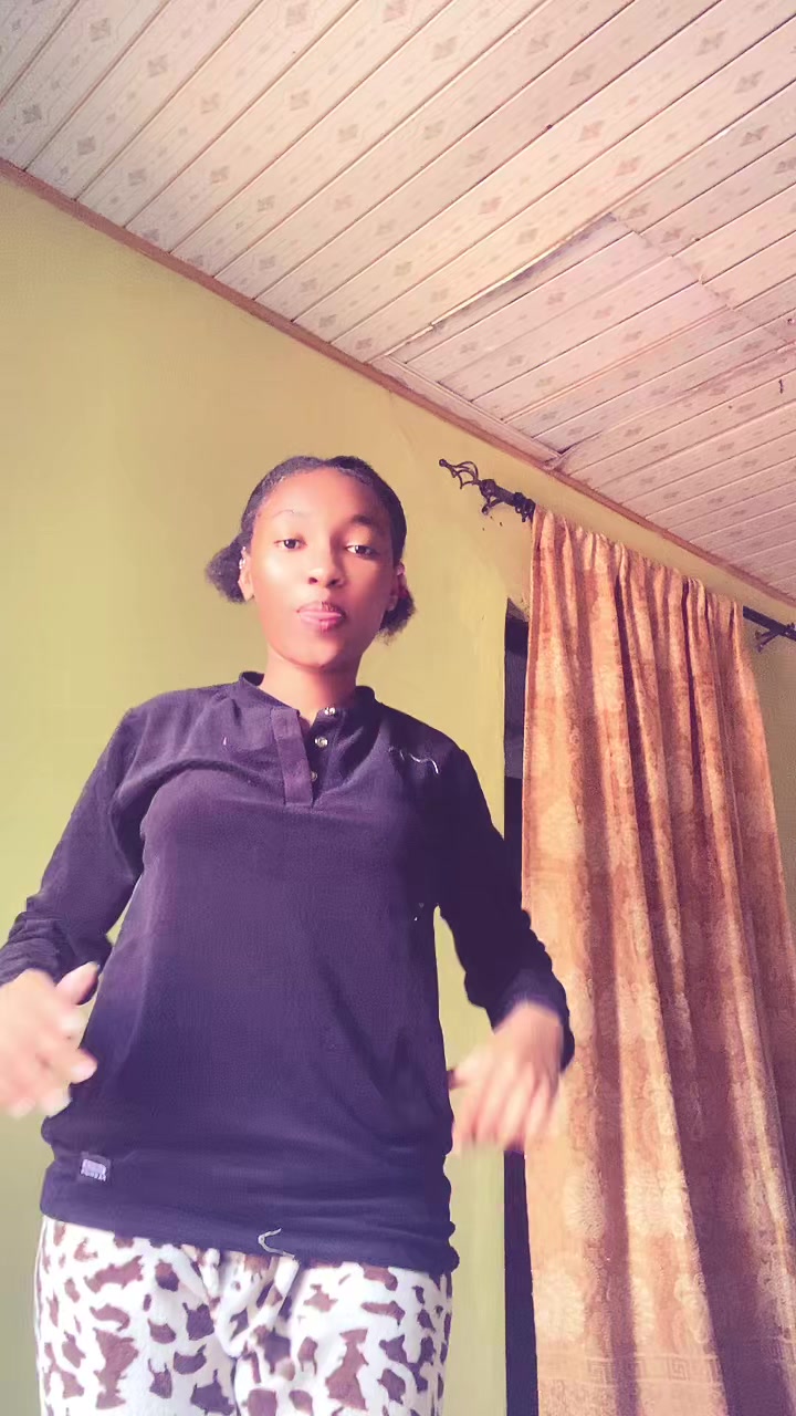 @Maيraa💋