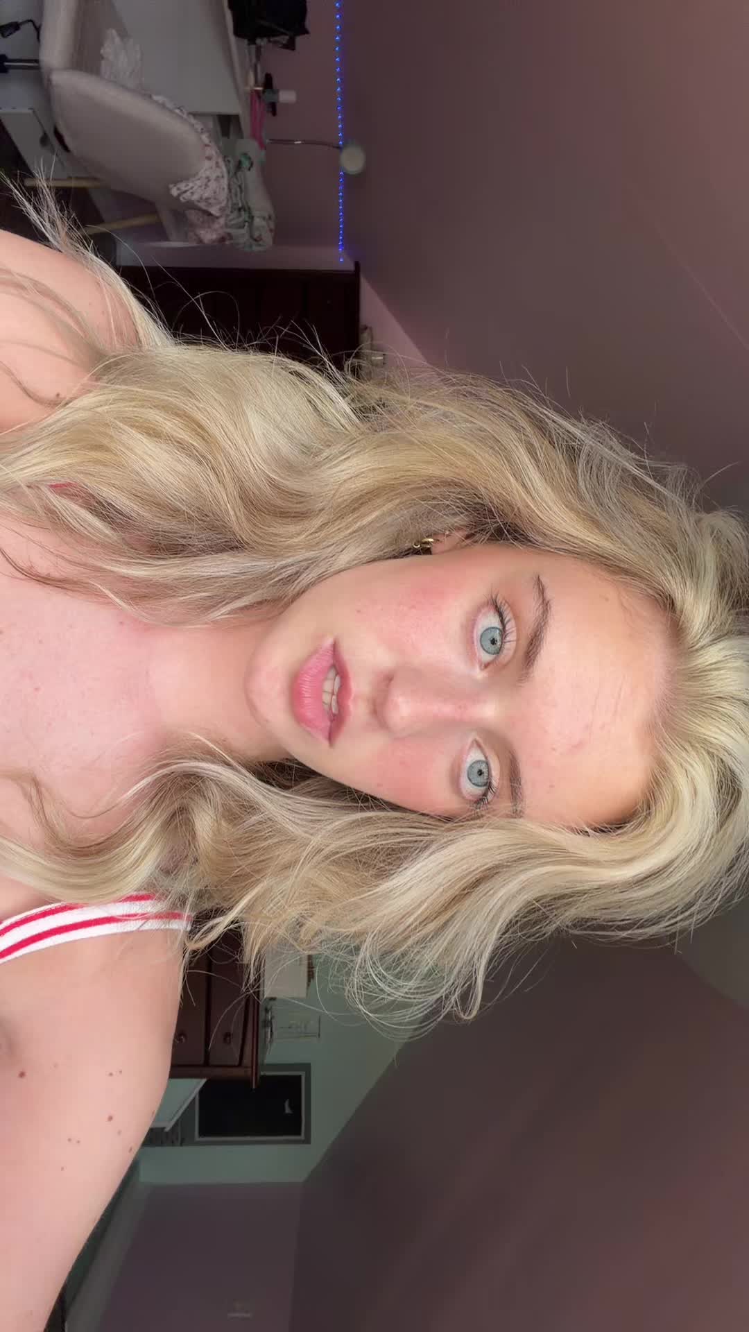 @NotLydiaaa
