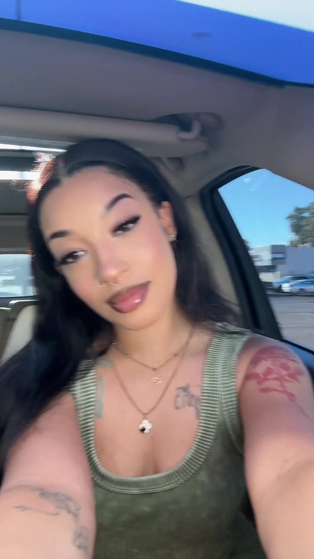 @NayXo._