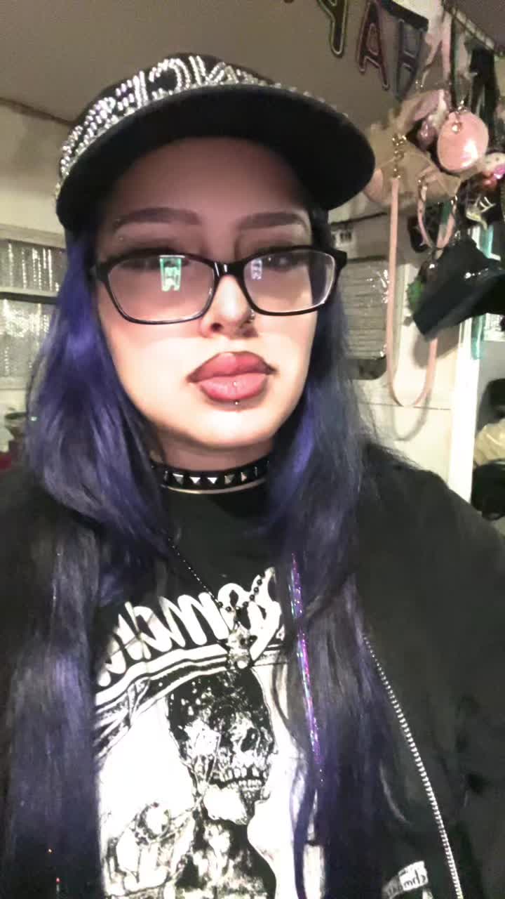 @macabrecvtie