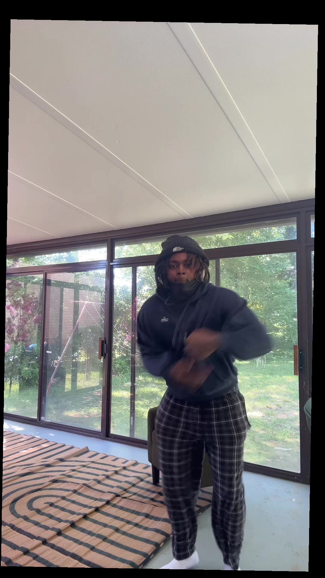 @C4