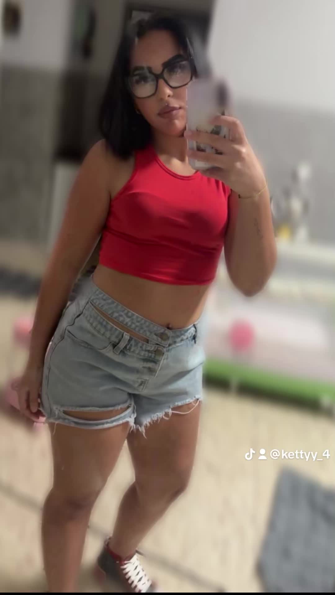 @Kettyy_4