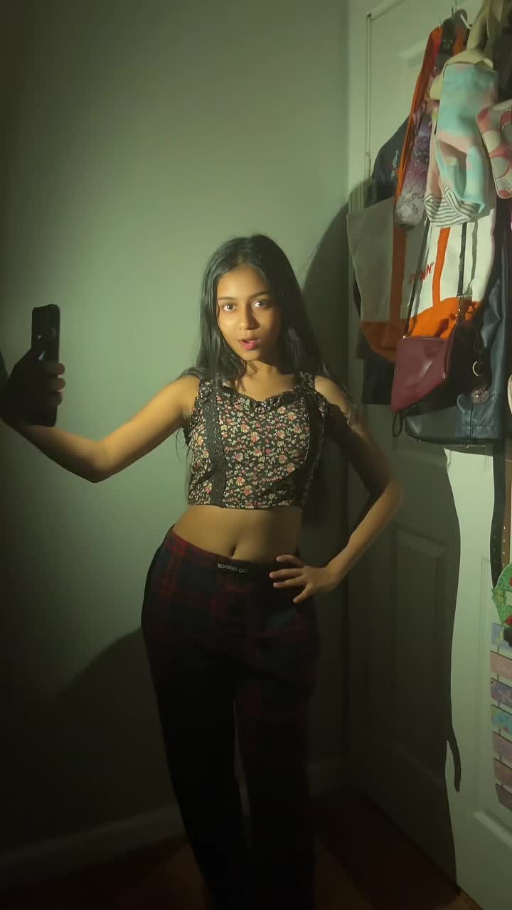 @🇬🇾🌺 𝕷𝖎𝖑 𝕸𝖊𝖑 🌺🇬🇾
