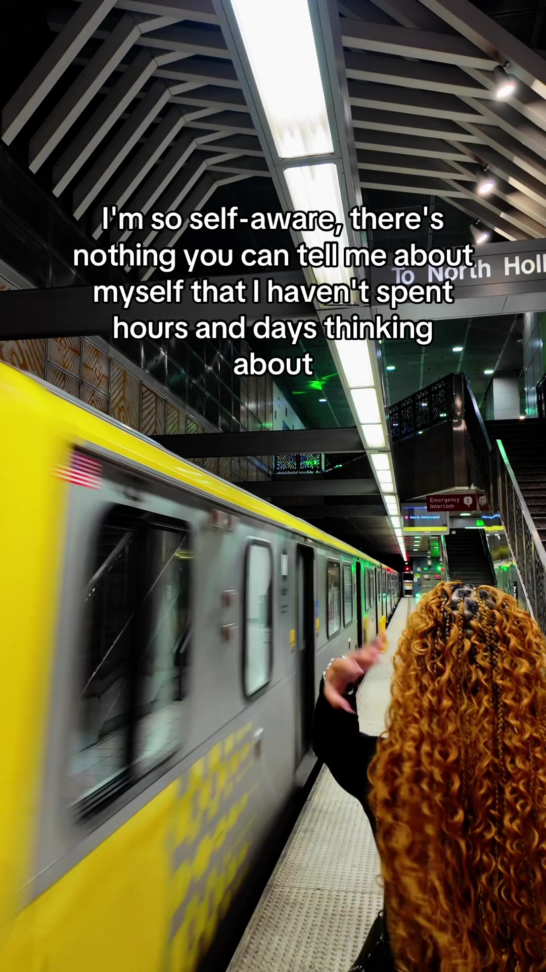 @Holly B | Lifestyle + Laughs