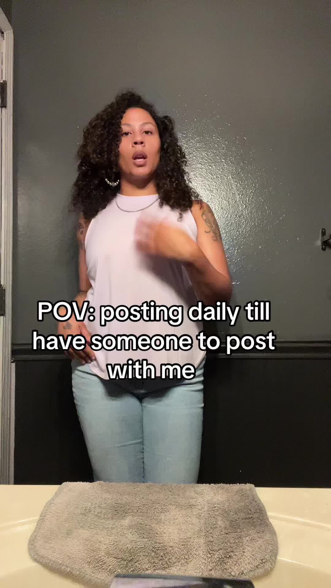 @QueenMaraBugg