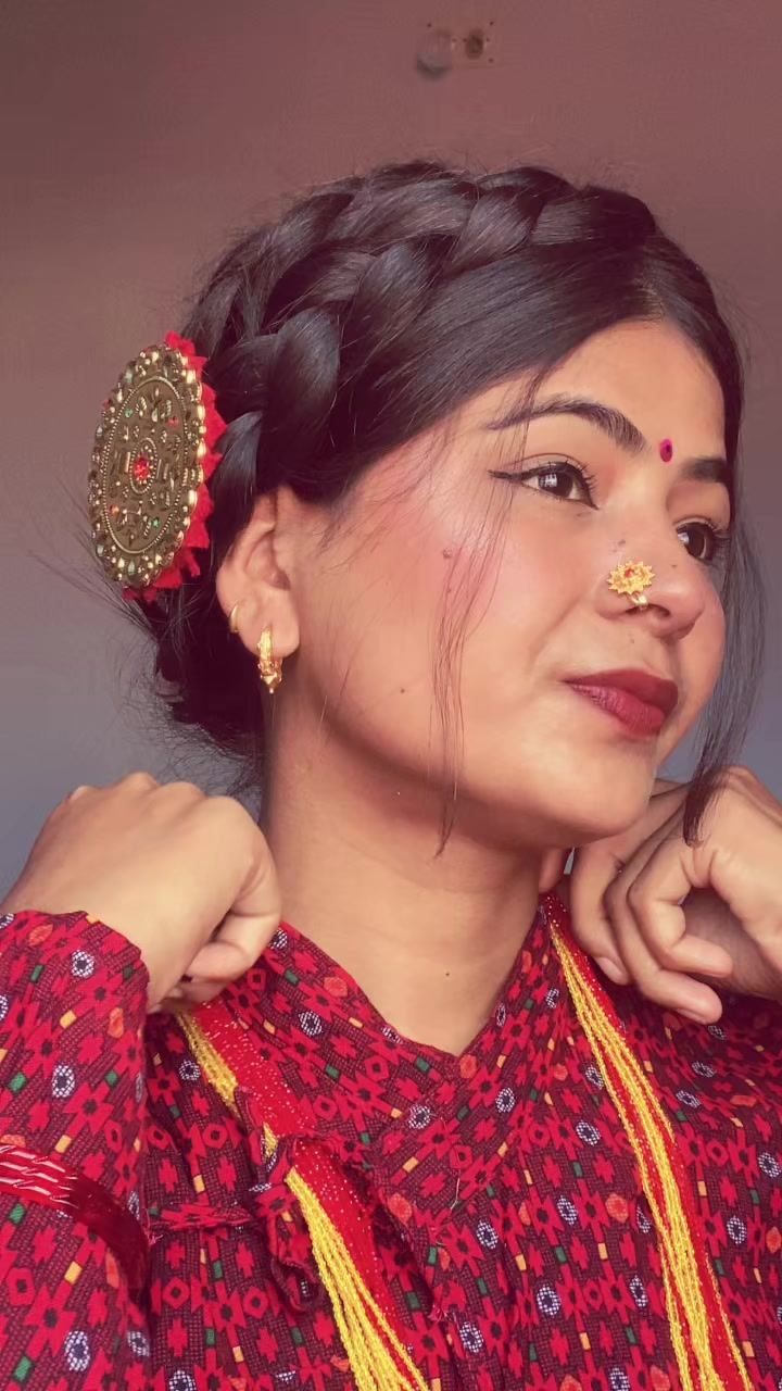 @Nisha bohara 👑