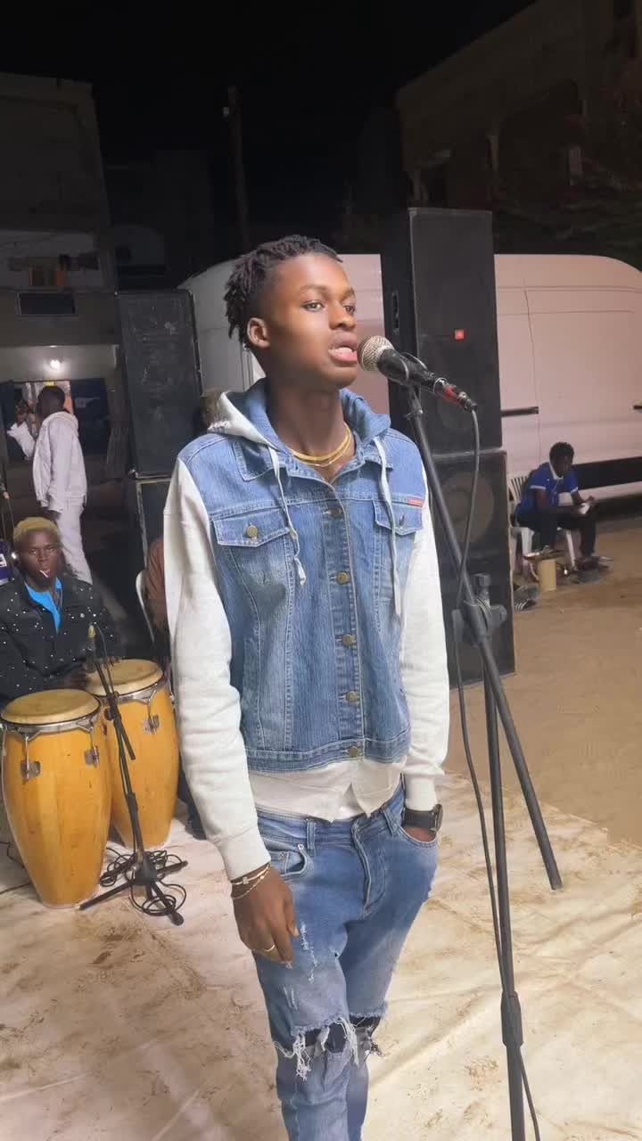 @Eumeudy artiste 🎼