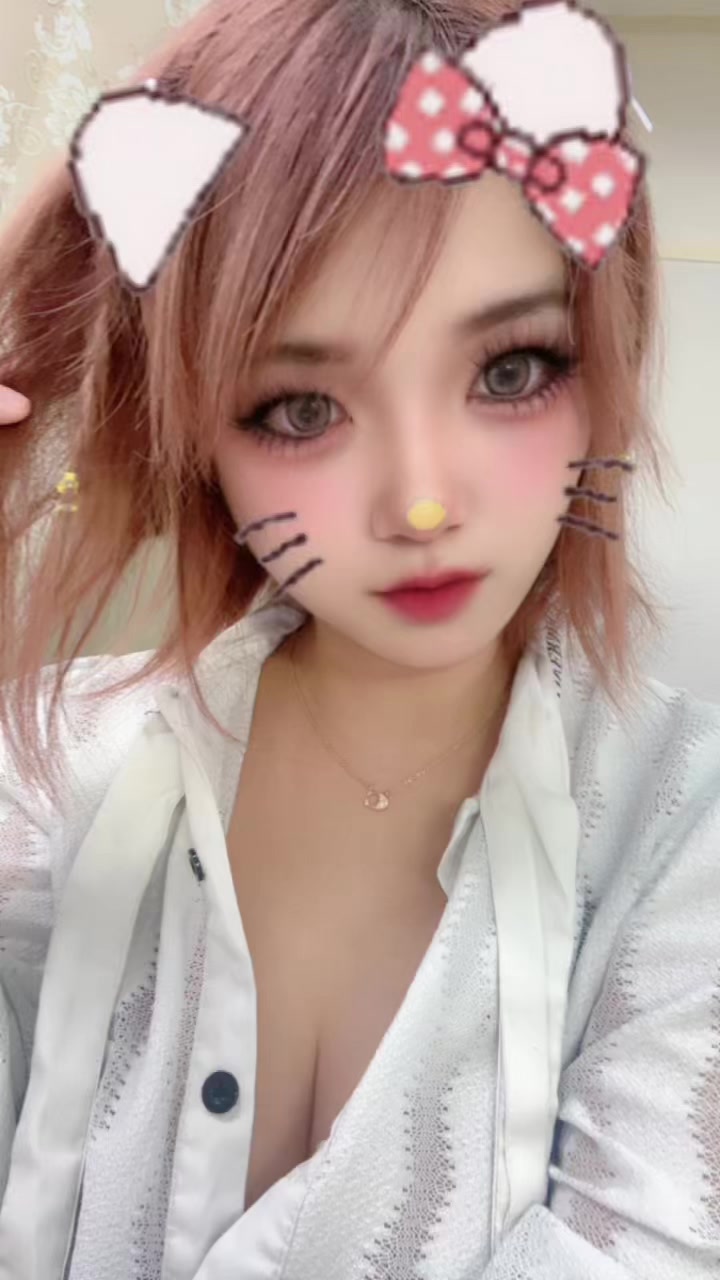 @🦋🐳みぃ🩷