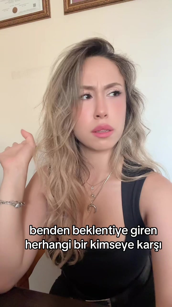 @ecewrld_
