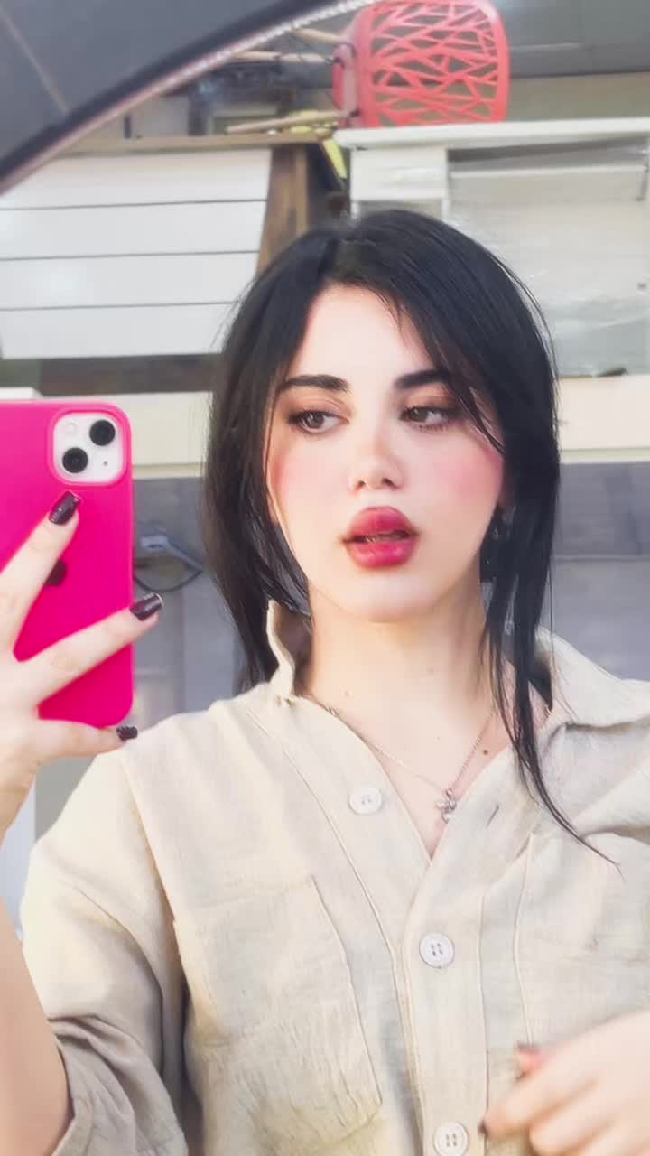@isoniaa